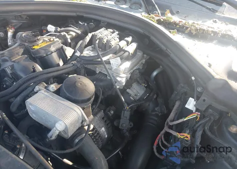 2013 BMW 328I xDrive z USA, uszkodzony, nr VIN WBA3B3C53DF538577